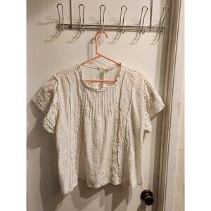 Forever That Girl Large 100% Cotton Eyelet, Embroidered , Boho, Flutter Sleeve